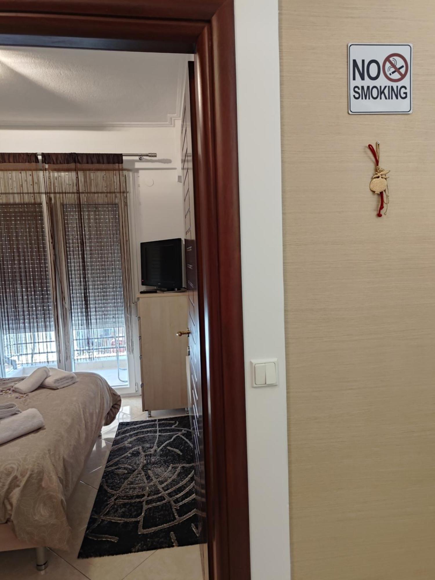 Jordan Downtown Apartment & Parking Kateríni Eksteriør billede